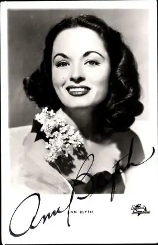 Ak Schauspielerin Ann Blyth, Portrait, Autogramm