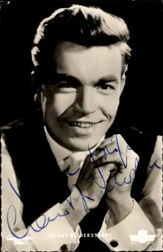 Ak Schauspieler Claus Biederstaedt, Portrait, Film Was die Schwalbe sang, Autogramm