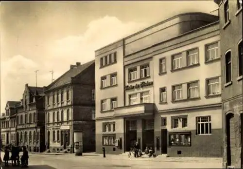 Ak Teuchern im Burgenlandkreis, Theater des Friedens