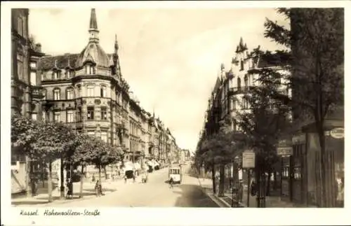 Ak Kassel in Hessen, Blick in die Hohenzollern Straße, Apotheke