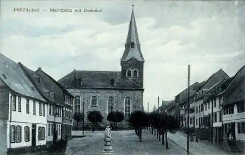 Ak Holzappel Rheinland Pfalz, Marktplatz, Denkmal, Kirche