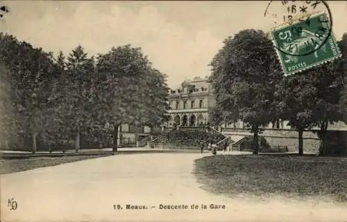 Ak Meaux Seine-et-Marne, Descente de la Gare