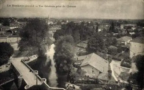 Ak La Rochefoucauld Charente, Vue generale prise du Chateau