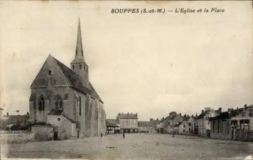 Ak Souppes sur Loing Seine et Marne, Kirche, Platz