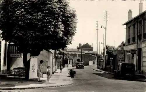 Ak Buzenval, La Poste, Rue Rochebrune