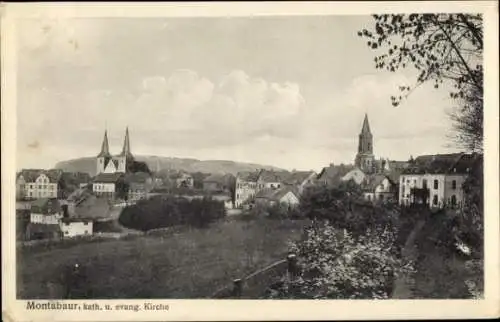 Ak Montabaur im Westerwald, Ortsansicht, Katholische und Evangelische Kirche