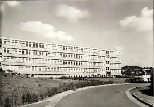 Ak Roßwein in Sachsen, Paul-Rockstroh-Oberschule, Bus