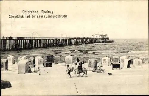 Ak Międzyzdroje Ostseebad Misdroy Pommern, Strand, neue Landungsbrücke