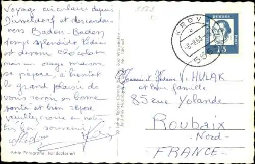 Ak Kröv an der Mosel, Totalansicht mit Umgebung, Fachwerkhaus