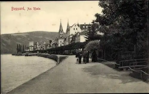 Ak Boppard am Rhein, Teilansicht, Promenade, Kirche