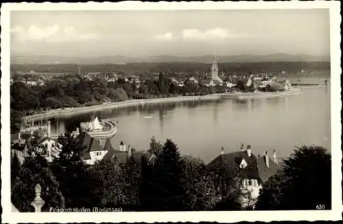 Ak Friedrichshafen am Bodensee, Totalansicht, Kirchturm