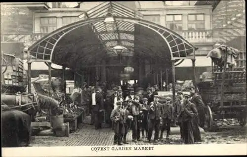 Ak London, Covent Garden Market, group of boys, horse