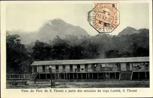 Ak São Tomé St. Thomé, Pico de S. Thome e parte das senzalas da roca Lemba