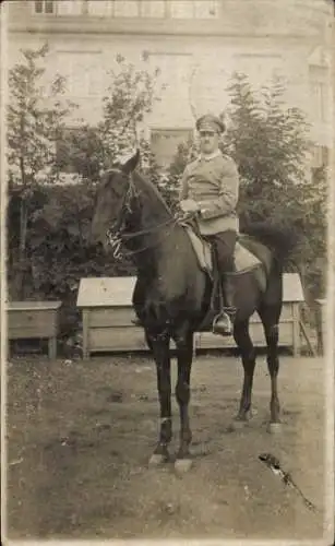 Foto Ak Berlin Steglitz Lankwitz, Deutscher Soldat in Uniform, Pferd, 5. Esk., I WK