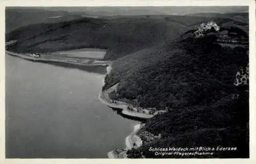 Ak Waldeck am Edersee Hessen, Schloss Waldeck, Edersee, Fliegeraufnahme