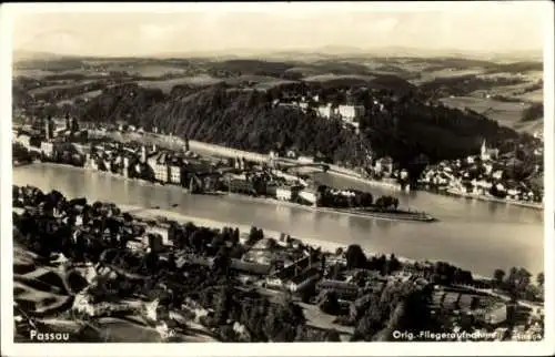 Ak Passau in Niederbayern, Fliegeraufnahme von Ort und Umgebung