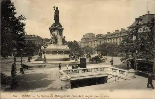 Ak Paris III, Place de la République, Metropolitain Station