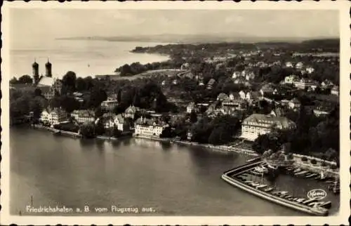 Ak Friedrichshafen am Bodensee, Totalansicht, Blick vom Flugzeug