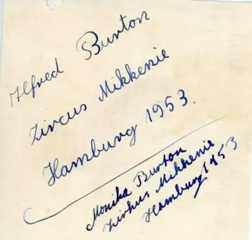 50 Papierstücke Autogramme Schauspieler