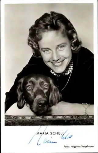 Ak Schauspielerin Maria Schell, Portrait, Hund, Autogramm