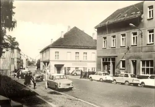 Ak Zwötzen Gera in Thüringen, August Bebel-Straße, Autos