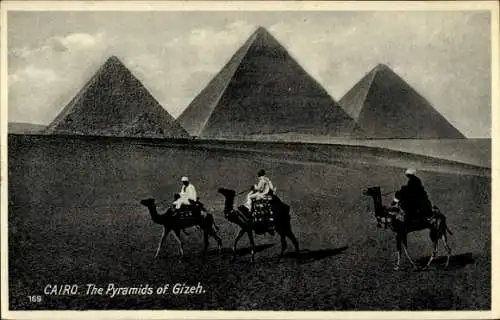 Ak Cairo Kairo Ägypten, Kamelreiter bei den Pyramiden von Gizeh