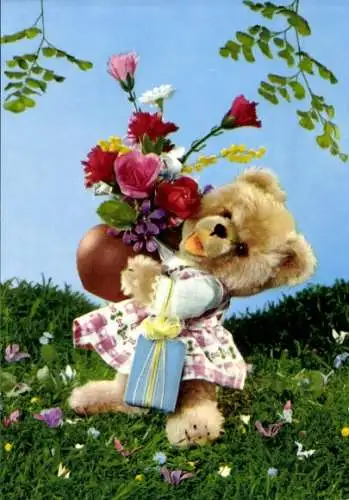 Ak Teddybär, Teddyfrau mit Blumen und Geschenk