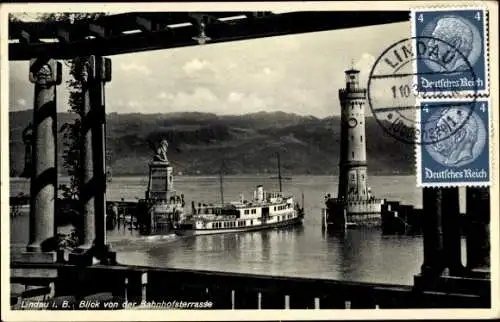 Ak Lindau am Bodensee Schwaben, Leuchtturm, Dampfer, Blick von der Bahnhofsterrasse