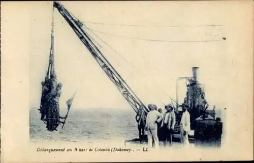 Ak Cotonou Dahomey Benin, Landung in Warf