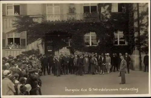 Foto Ak Freilassing in Oberbayern, Übergabe des G. Wredebrunnen