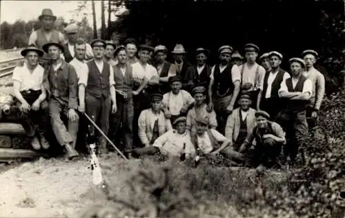 Foto Ak Gruppenaufnahme von Männern, Arbeiter