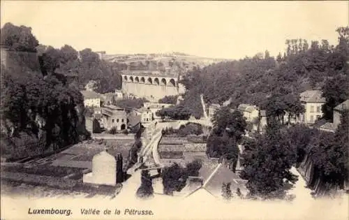 Ak Luxemburg, Vallée de la Pètrusse, Blick auf Ort