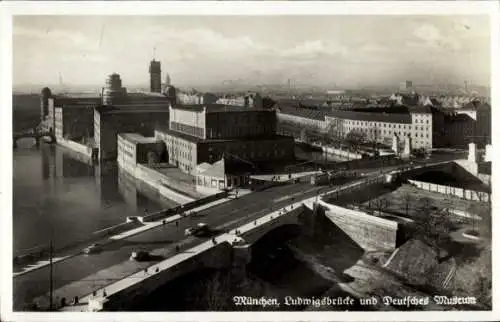 Ak München, Ludwigsbrücke, Deutsches Museum