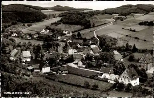 Ak Bonzel Lennestadt im Sauerland, Gesamtansicht, Vogelschau