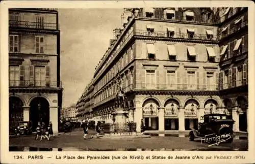 Ak Paris I Louvre, Place des Pyramides, Rue de Rivoli, Statue von Jeanne d'Arc