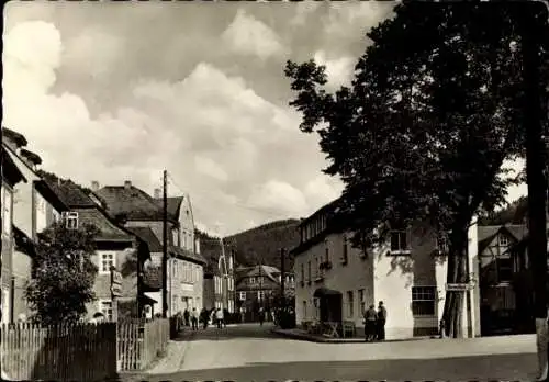 Ak Unterweißbach Thüringen, Straßenpartie