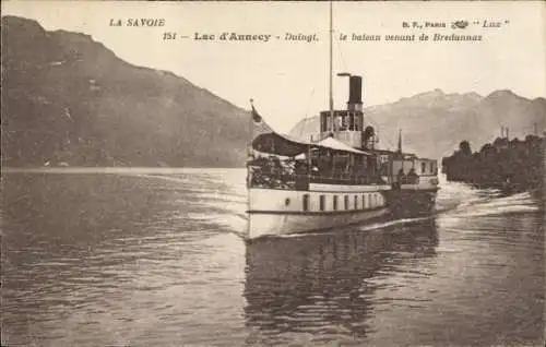 Ak Lac d'Annecy, Duingt, das Boot kommt von Bredannaz