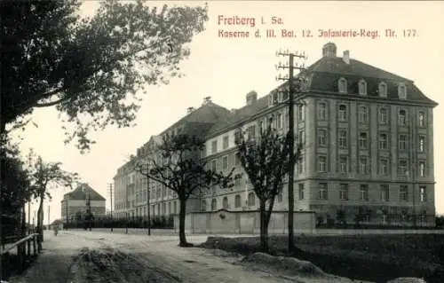 Ak Freiberg in Sachsen, Kaserne des III. Bat.12. Infanterieregiments Nr 177