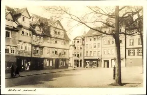 Ak Kassel in Hessen, Altstadt, Holzmarkt, Passanten