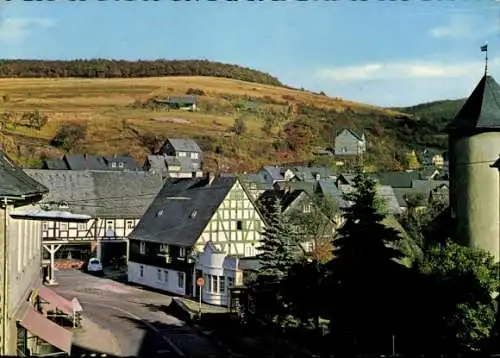 Ak Daaden im Westerwald, Teilansicht, Turm, Fachwerkgebäude