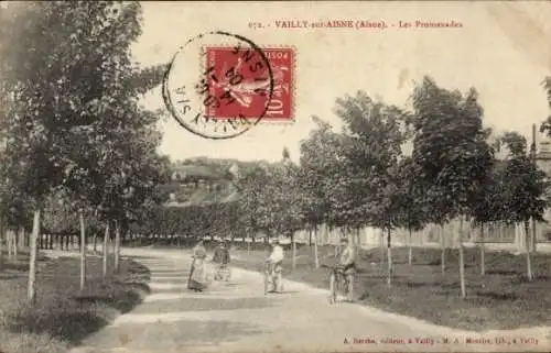 Ak Vailly sur Aisne, Les Promenades