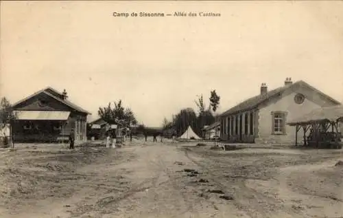 Ak Sissonne Aisne, Camp de Sissonne, Allee des Cantines