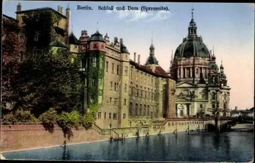 Set von 16 AK Berlin Dom Reichstaggebäude etc.