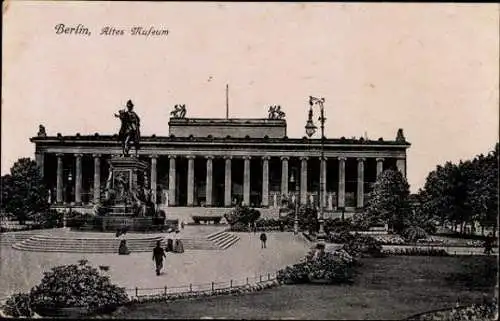 Set von 16 AK Berlin Dom Reichstaggebäude etc.