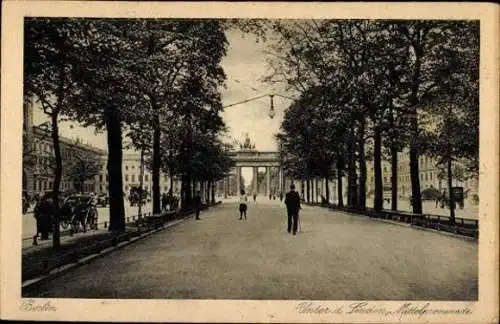 Set von 16 AK Berlin Dom Reichstaggebäude etc.