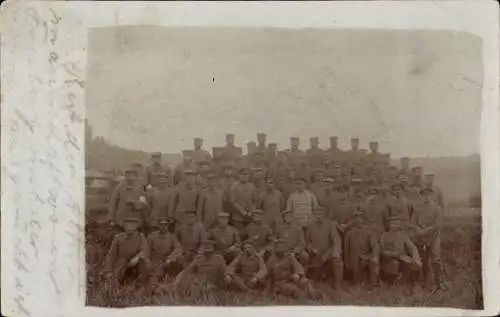 Foto Ak Deutsche Soldaten in Uniformen, 8. Komp. Ers. Inf. Rgt. 28, I WK