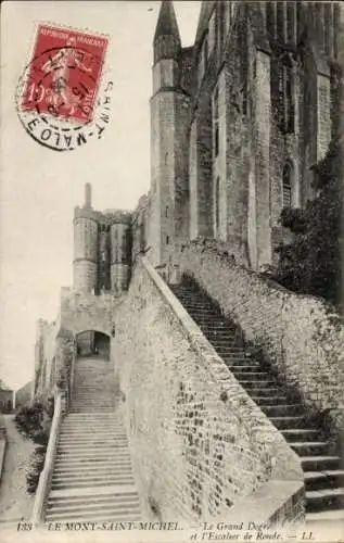 Ak Le Mont Saint Michel Manche, Le Grand Degre, l'Escalier de Ronde