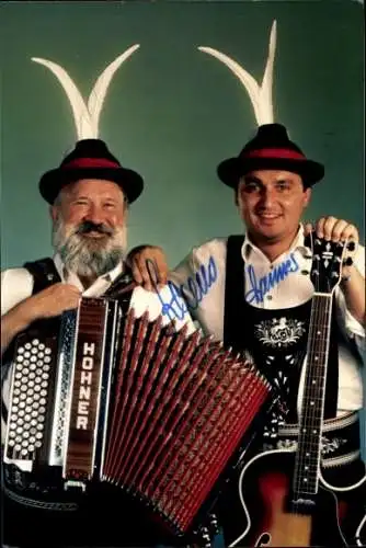 Ak Sänger Lorens und Hannes, Duo, Porträt, Tracht, Akkordeon, Gitarre, Autogramme