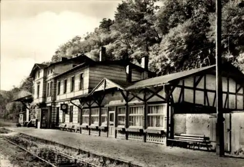 Ak Rochsburg Lunzenau in Sachsen, Bahnhof, Gleisseite