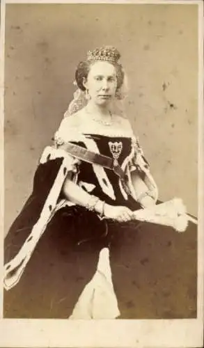 CdV Königin von Schweden, Luise von Oranien-Nassau, Portrait